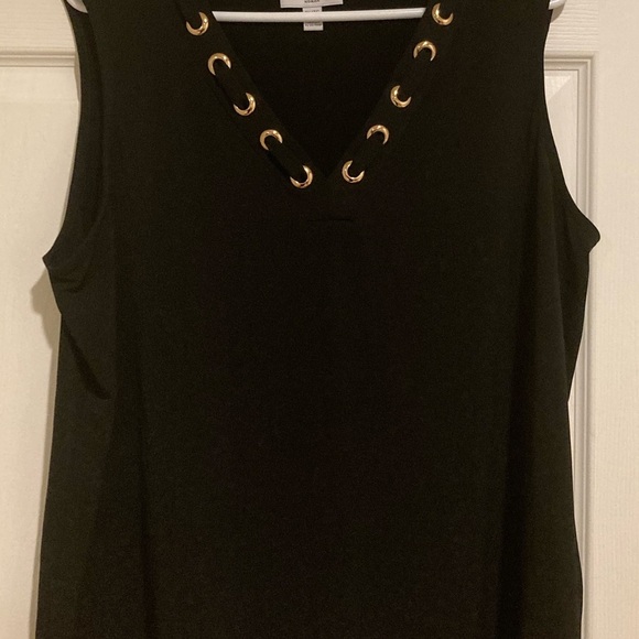 Carmen Marc Valvo Women’s Blouse Top Black W/ decorations Sz. 1X - Picture 5 of 8